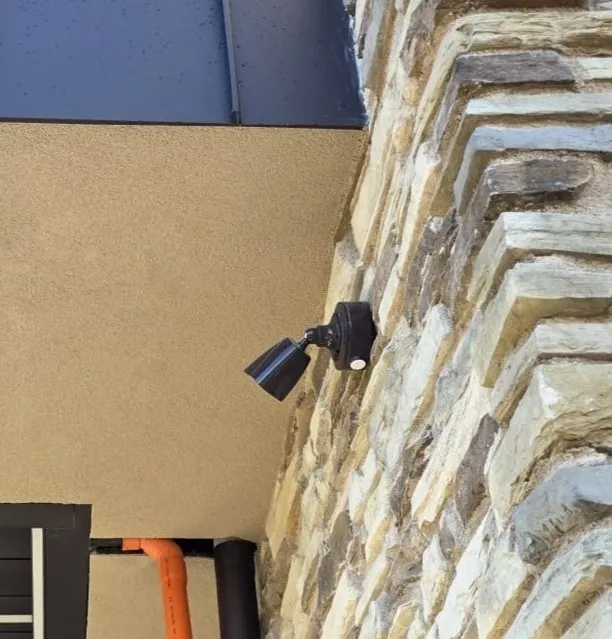 Telecamera verniciata